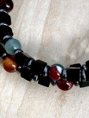 Glass Beaded Bracelet / Fits Wrist Size 7.25 In/ Jewel Tones