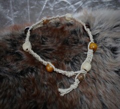 Wood Beaded Hemp Macrame Choker Necklace – 13in / 32cm