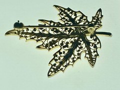 VTG Vermeil Sterling Silver brooch Maple Leaf filigree Van Lou Germany marcasite