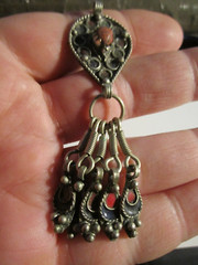 LOT OF 8 ARTISAN HANDCRAFTED PENDANTS VARIOUS DESIGNS ENAMEL & STONE – BBA-33E