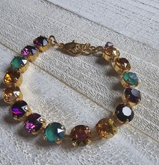 CB107 TheSparkledShell Princess Leia Purple Green Gold 8mm Crystal Bracelet