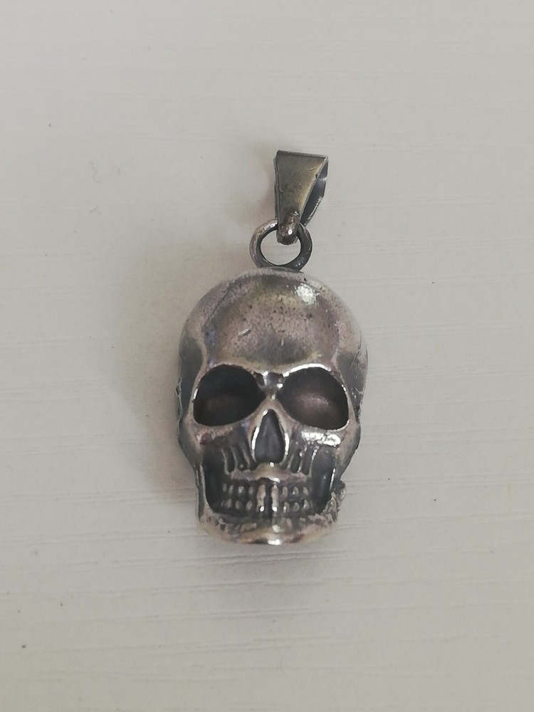 .925 Solid Silver Skull Biker Pendant Leather Chain New.