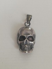 .925 Solid Silver Skull Biker Pendant Leather Chain New.