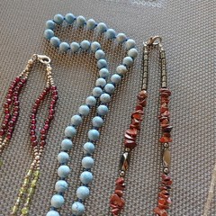 Lot of 8 Stone Bead Necklaces Various Shapes Sizes Colors Amethyst Garnet Quartz