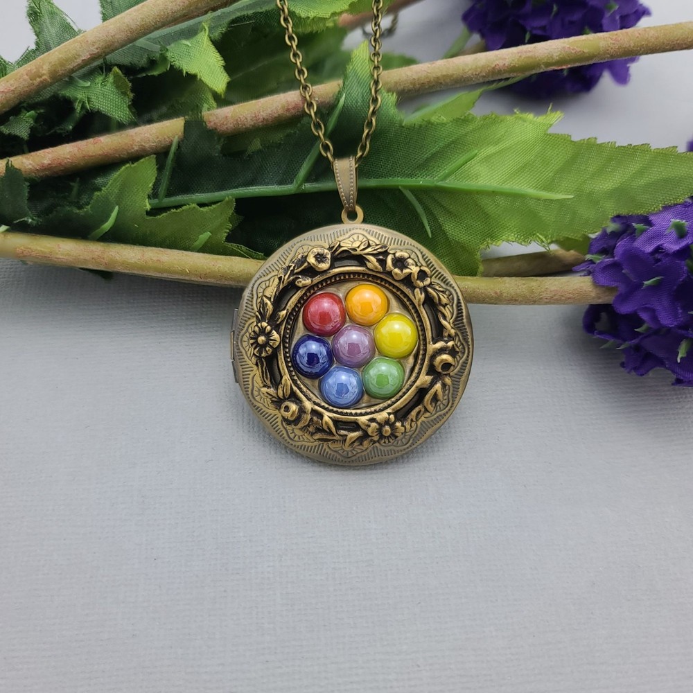 Ox Brass Round Rainbow Keepsake Photo Locket Vintage Jewelry