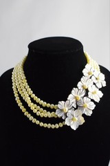Beautiful Genuine Multi Pearl & Mother Of Pearl Flower Bib Statement Necklace
