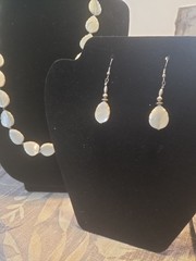Genuine large carved mother of pearl leaf necklace – 26″ & Earrings M