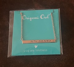 Origami Owl FAITH.LOVE.FAMILY Bar Necklace – Rose Gold – New in Package