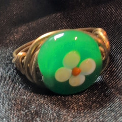 Handcrafted Brass Wire Wrapped Green Glass Floral Cabochon Ring Size 5 #232