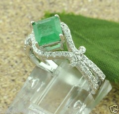 1.33 ct 18k Solid White Gold Ladies Diamond Princess Cut Colombian Emerald Ring