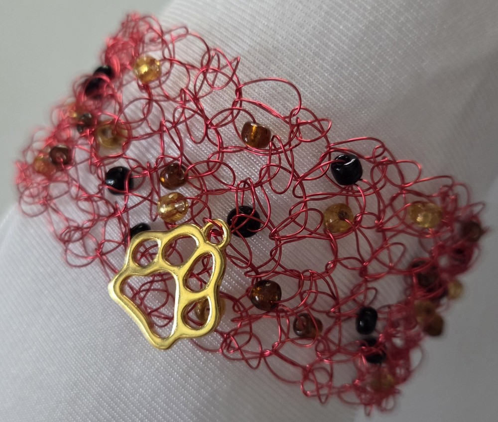 Red Wire 1.5 Inch Beaded Gold Color Paw Print Bracelet Handmade Jewelry W089