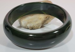 Vintage Natural Nephrite Jade Bangle Dark Green Black Veining 69grams 2cm