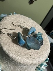 Vintage Blue Mother of Pearl Shell Chip Necklace & Earrings Endless 23″ 145g