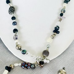 BOHO Beaded Lariat Necklace Hand-Crafted Art Glass Semi-Precious Stones Pearl