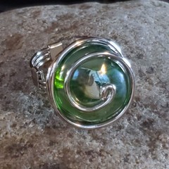 Handcrafted Edgy Green Luster Silver Spiral Luster Glass Bauble Ring