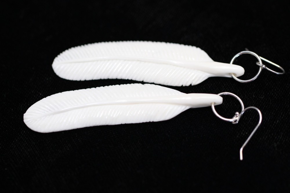 Bone Hand Carved White Feather Earrings 925 Sterling Silver 3 1/4″ Feathers
