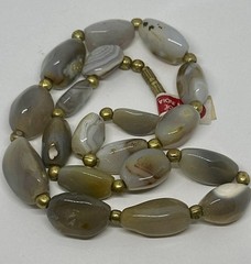 Necklace Natural Agate Gemstones Brown/Grey Barrel Clasp 18″ Brass India Made
