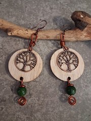 UNIQUE WOOD/ANTIQUE COPPER TREE OF LIFE CHARM/GREEN JADE BEADED WIRE EARRINGS