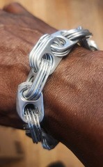 8.5″ Silver Bracelet – Pull Tab Can Tab with Lobster Clasp – Size Large