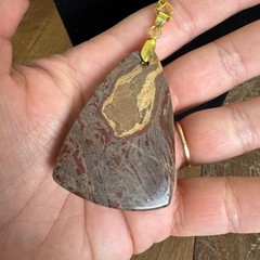 Artisan Handmade Red Brown Agate Gold Tone Rhinestone Pendant 20 inch Necklace