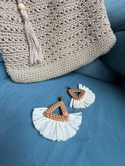 Boho Wicker Raffia Triangle Dangle Earrings Brass Hook Beige White Fringe