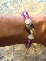 STACKABLE ENERGY BRACELET by Connie MOP HEART IRIDESCENT faceted CRYSTAL PURPLE