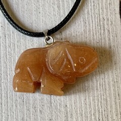 Orange Aventurine Crystal Elephant Pendant Necklace Healing Chakra Stone Animal