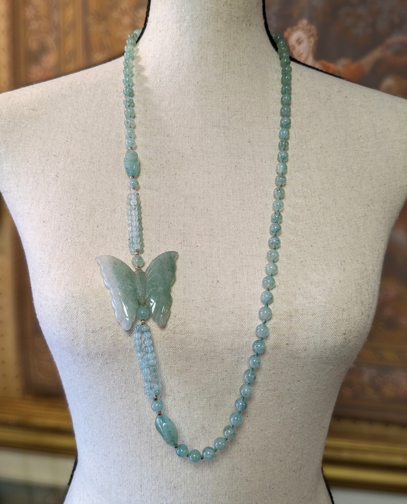 LONG JADE BEADED HAND-KNOTTED BUTTERFLY NECKLACE VINTAGE 34″