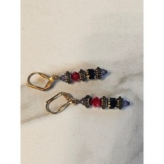 Vintage Retro Ruby Color Bead and Faux Onyx Dangle Lever Back Earrings Gold Tone