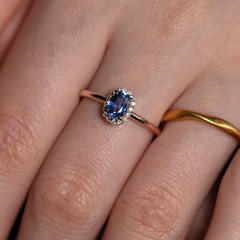 Classic Design Australian Black Opal Diamond Engagement Wedding Ring 18K Gold