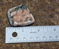 Unique Michigan Pink And White Calcite Freeform Pendant – Keweenaw Lava Rock