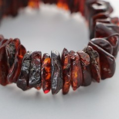Cherry / Brown BALTIC AMBER Stretch Bracelet Lithuania Natural and Genuine #247e