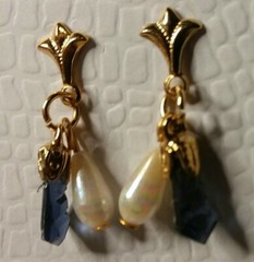 MaryBee Jewelry: Cobalt Blue Glass & Faux Pearl Pierced Earrings 03-01-2021