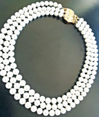 3 STRAND BIG WHITE PEARL NECKLACE Classy Costume Jewelry NEW Terrisbooks