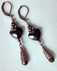 BURGUNDY BLACK heart DANGLE earring COPPER LEVERBACK handmade X7A