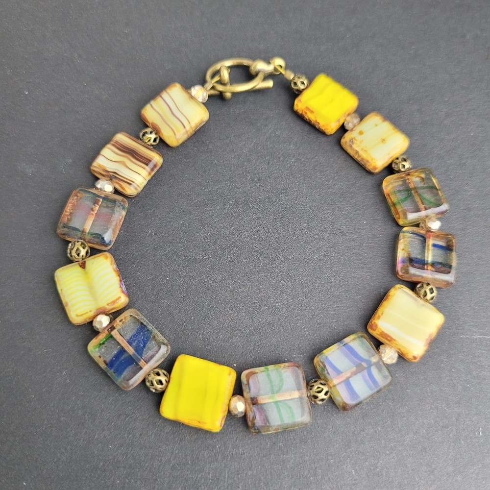 Square Flat Glass Multicolor Bead Bracelet 7″