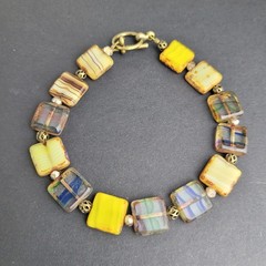 Square Flat Glass Multicolor Bead Bracelet 7″