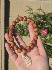 PREMIUM 13.8mm Hickory Nut Barrel-Cut Bracelet