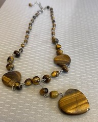 Carved Heart Tigers Eye Gemstone Bead Y Necklace Signed HDNY Silvertone 16″