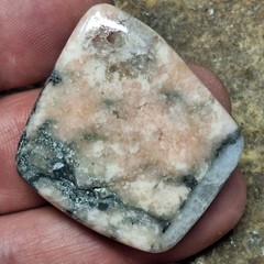 Unique Michigan Pink And White Calcite Freeform Pendant – Keweenaw Lava Rock