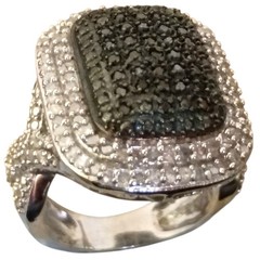 STS Jewels Sterling Silver Clear & Black Pave Diamonds Cushion Design Ring 7