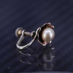 Vintage vermeil gold over sterling Silver 925 screw back SINGLE EARRING! pearl