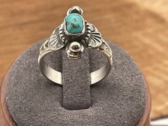 Sterling Silver Native American Navajo Turquoise Beaded Ring size 8.25–111.25