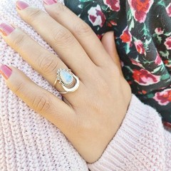 Genuine Moonstone 925 Sterling Silver Pear Shaped Crescent Moon Tear Drop Ring