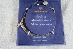 Fine Silver Plate & Crystal Bracelet. Adjustable New in Box