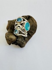 Janice Girardi Three Stone Wave Ring