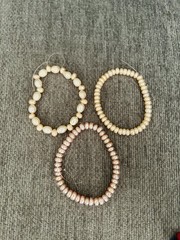 Set Of 3 Freshwater Pearl Bracelets 6.75-7” White Peach Mauve