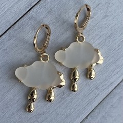 Min Favorit Frost Resin Rain Cloud & Gold Pl Artisan Drop Earrings So Fun!