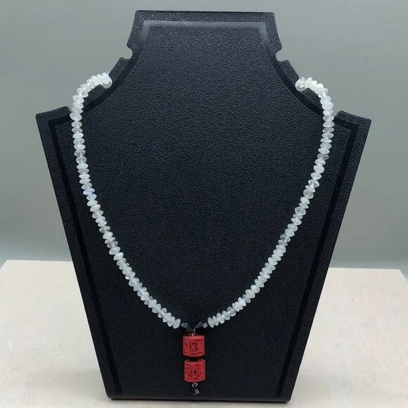 Vintage artisan gemstone/stone bead cinnabar pendant necklace sterling 925.