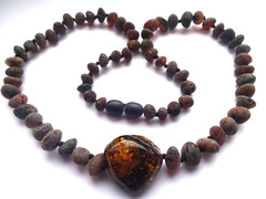 Natural Amber Necklace with Large Polished Pendant – Organic Beads, 19» 50cm